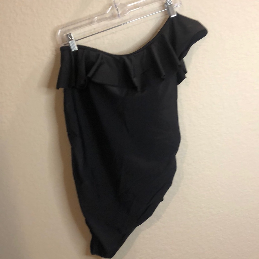 Beach Bump by Motherhood Black One Piece Bathing Suit Size M ruffle ruched sides